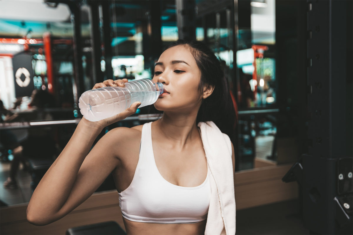 fact-drink-more-water-to-burn-more-fat-myquest-health-fitness